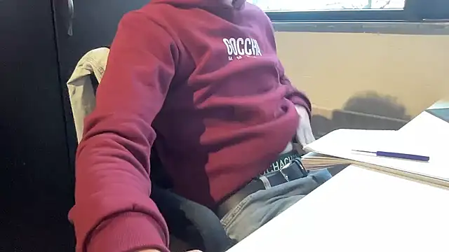 bullyboyy online show from January 12, 8:52 am