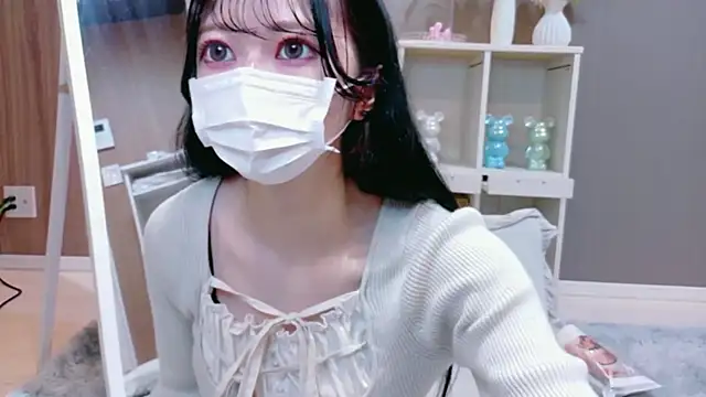 Megu-mimi online show from April 11, 6:51 am