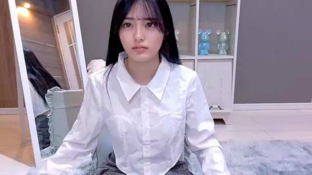 Megu-mimi online show from April 12, 7:46 am