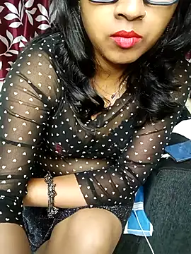Snapshot of Cute_Jiyaa chatting on February 15, 12:43 pm Cute Jiyaa online show from February 15, 12:43 pm