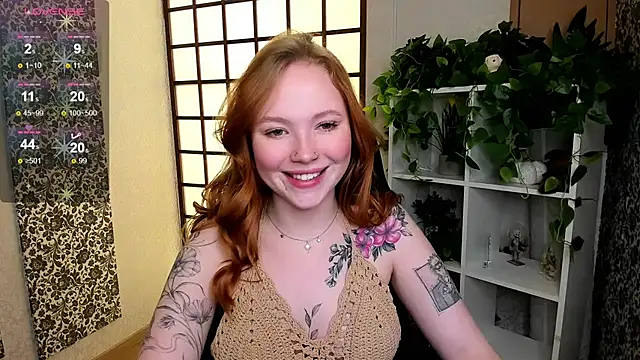 Snapshot of Maya_Light chatting on February 16, 7:59 am Maya Light online show from February 16, 7:59 am