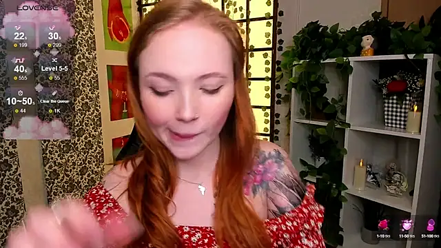 Snapshot of Maya_Light chatting on March 7, 4:57 am Maya Light online show from March 7, 4:57 am