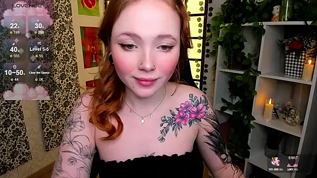 Snapshot of Maya_Light chatting on March 8, 1:39 am Maya Light online show from March 8, 1:39 am