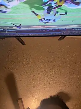 Snapshot of B3-Dindles chatting on October 10, 4:44 am B3-Dindles online show from October 10, 4:44 am