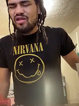 Snapshot of B3-Dindles chatting on February 28, 11:55 am B3-Dindles online show from February 28, 11:55 am