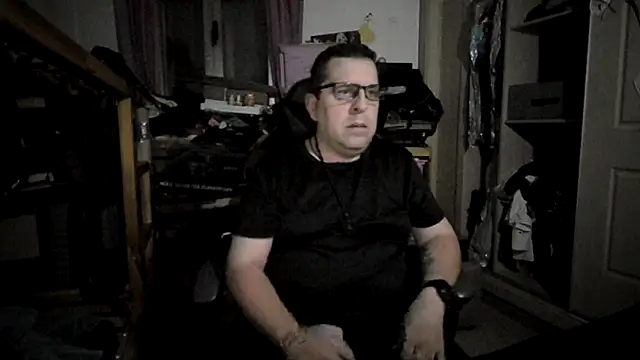 Snapshot of Usame_como_quieras chatting on December 2, 1:55 am Usame como quieras online show from December 2, 1:55 am