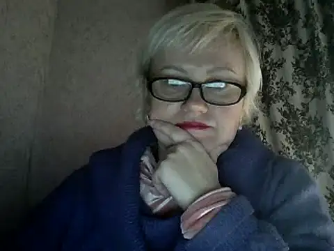 Snapshot of Mayya4321 chatting on February 8, 3:00 pm Mayya4321 online show from February 8, 3:00 pm