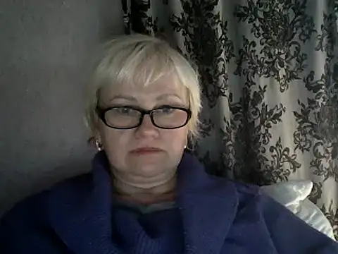 Snapshot of Mayya4321 chatting on February 12, 1:59 pm Mayya4321 online show from February 12, 1:59 pm