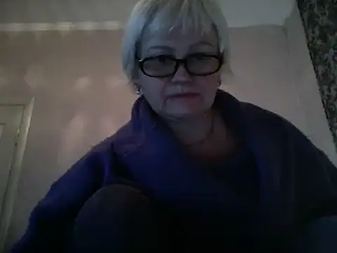 Snapshot of Mayya4321 chatting on February 15, 6:33 pm Mayya4321 online show from February 15, 6:33 pm