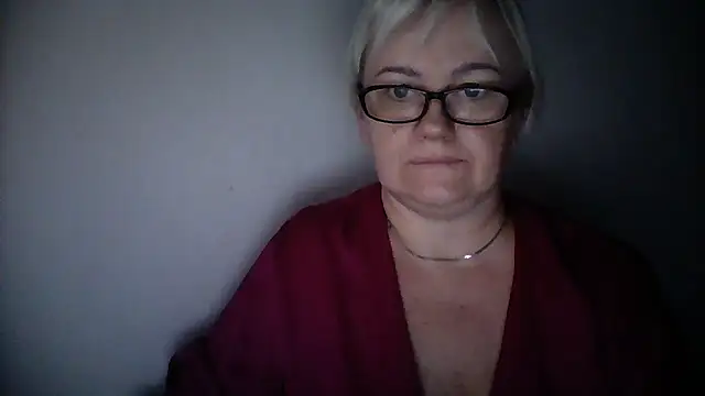 Snapshot of Mayya4321 chatting on October 4, 7:06 am Mayya4321 online show from October 4, 7:06 am