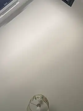 Roxannemuse online show from September 13, 10:15 am