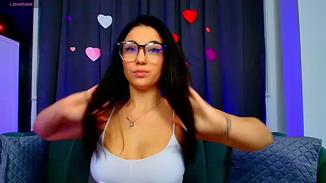 Snapshot of Deea_Vibe_Me chatting on February 20, 4:39 am Deea Vibe Me online show from February 20, 4:39 am