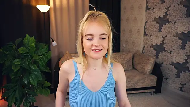 Snapshot of TateClack chatting on February 5, 10:41 am TateClack online show from February 5, 10:41 am