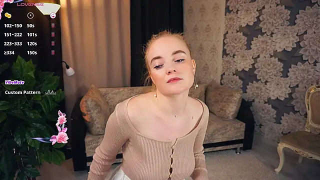 Snapshot of TateClack chatting on February 6, 11:32 am TateClack online show from February 6, 11:32 am