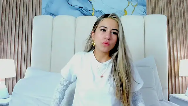 Ariana greenblat online show from March 28, 5:12 pm