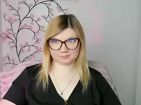 Lola moree online show from March 30, 11:33 am