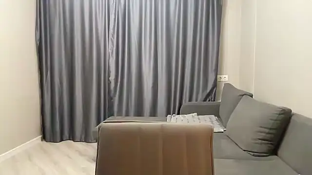 Snapshot of anora_sunny chatting on February 19, 6:10 pm anora sunny online show from February 19, 6:10 pm