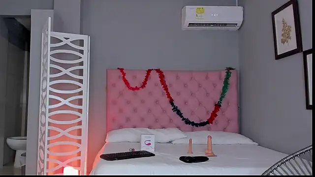 Snapshot of ashanty_queen chatting on March 11, 12:28 pm ashanty queen online show from March 11, 12:28 pm