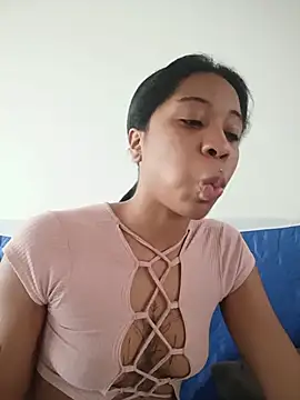 Zaira Rose  online show from May 24, 6:24 pm