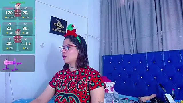 hornny cougar online show from December 3, 6:17 pm