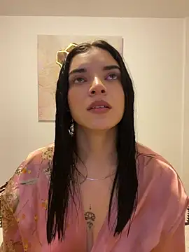 Snapshot of eileensophi chatting on September 9, 12:32 am eileensophi online show from September 9, 12:32 am