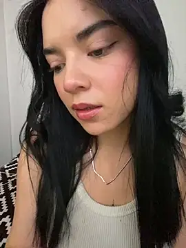 Snapshot of eileensophi chatting on September 21, 10:22 pm eileensophi online show from September 21, 10:22 pm