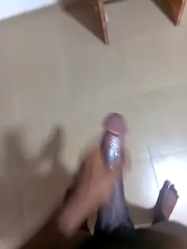 Snapshot of Sweetbwooy chatting on February 23, 3:24 am Sweetbwooy online show from February 23, 3:24 am