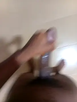 Snapshot of Sweetbwooy chatting on February 27, 5:02 am Sweetbwooy online show from February 27, 5:02 am