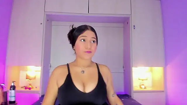 Snapshot of CandyyMaria chatting on February 6, 7:50 pm CandyyMaria online show from February 6, 7:50 pm