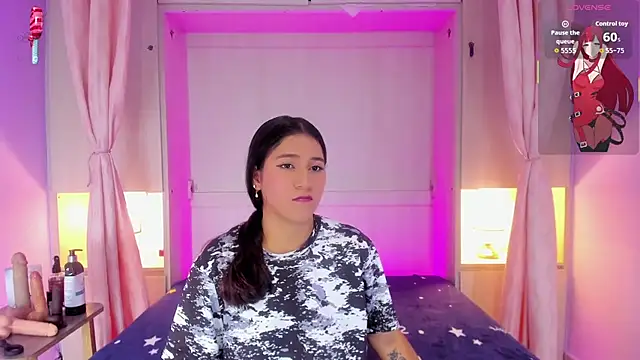 CandyyMaria online show from April 13, 7:30 pm