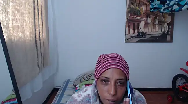 Snapshot of picaes8 chatting on February 3, 10:00 pm picaes8 online show from February 3, 10:00 pm