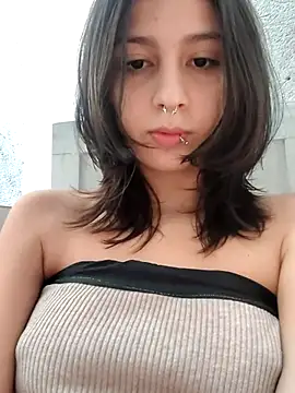 Maiden-Hot online show from January 14, 6:57 pm