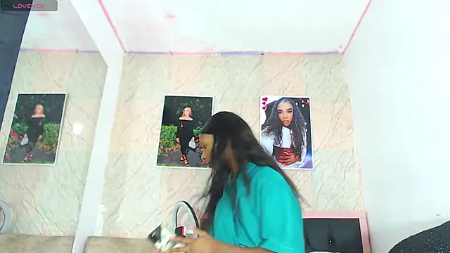 k stormi  online show from January 7, 1:08 am