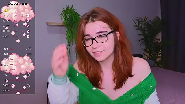 Snapshot of Anncouette_ chatting on February 8, 1:22 pm Anncouette online show from February 8, 1:22 pm