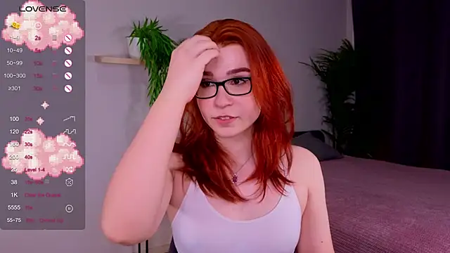 Snapshot of Anncouette_ chatting on February 25, 7:42 am Anncouette online show from February 25, 7:42 am