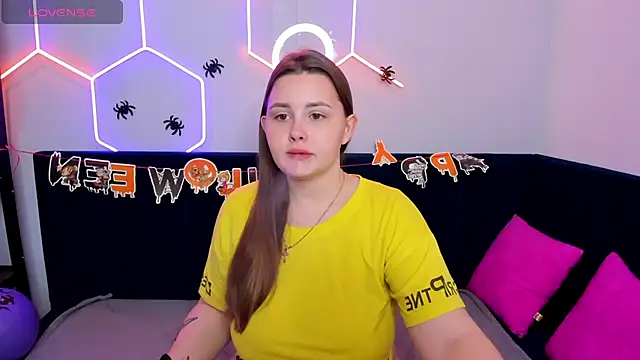 MargaretRoyy online show from October 30, 1:29 am