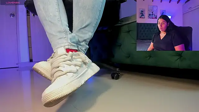 aleya bliss online show from November 28, 3:53 am