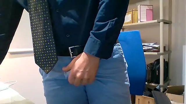 66MA69 online show from October 27, 7:01 am