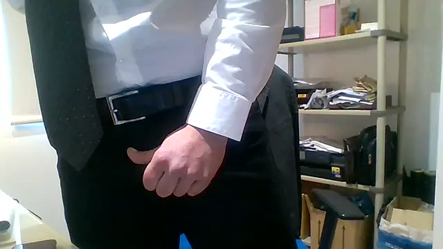 66MA69 online show from February 17, 2:24 pm