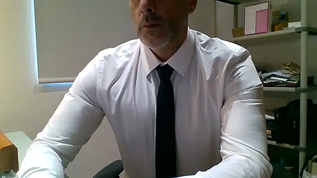 66MA69 online show from March 21, 8:30 am