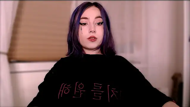 purplewitch online show from October 12, 2:38 pm