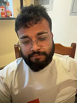 Snapshot of SoloChill chatting on January 19, 2:26 am SoloChill online show from January 19, 2:26 am