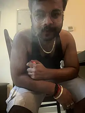 Snapshot of SoloChill chatting on February 18, 12:50 am SoloChill online show from February 18, 12:50 am