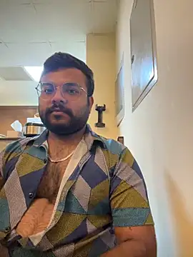 Snapshot of SoloChill chatting on February 21, 10:55 pm SoloChill online show from February 21, 10:55 pm