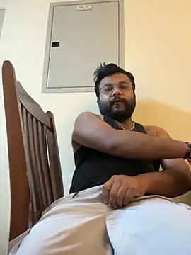 Snapshot of SoloChill chatting on March 3, 1:45 am SoloChill online show from March 3, 1:45 am