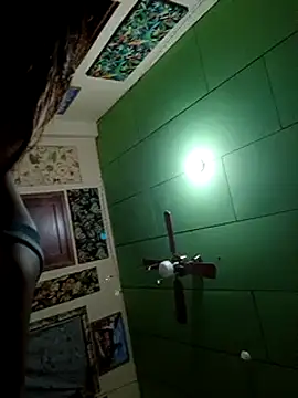 Snapshot of Little_Saori chatting on February 20, 5:33 am Little Saori online show from February 20, 5:33 am