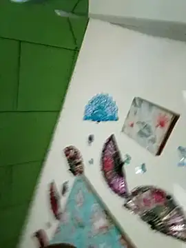 Snapshot of Little_Saori chatting on February 21, 12:27 am Little Saori online show from February 21, 12:27 am