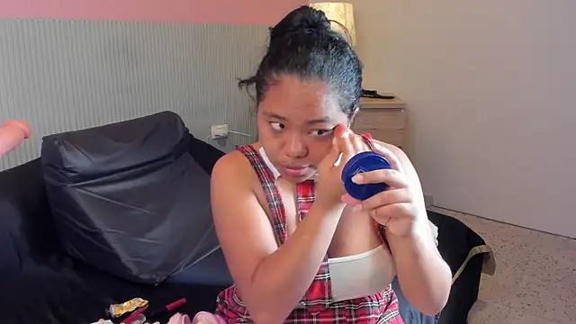 yeikafoxy online show from December 22, 11:29 am