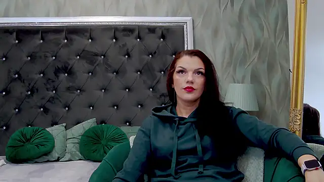 Snapshot of LissaAnn chatting on February 27, 5:36 pm LissaAnn online show from February 27, 5:36 pm