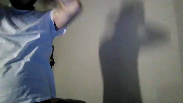 cruz815 online show from April 19, 5:18 am